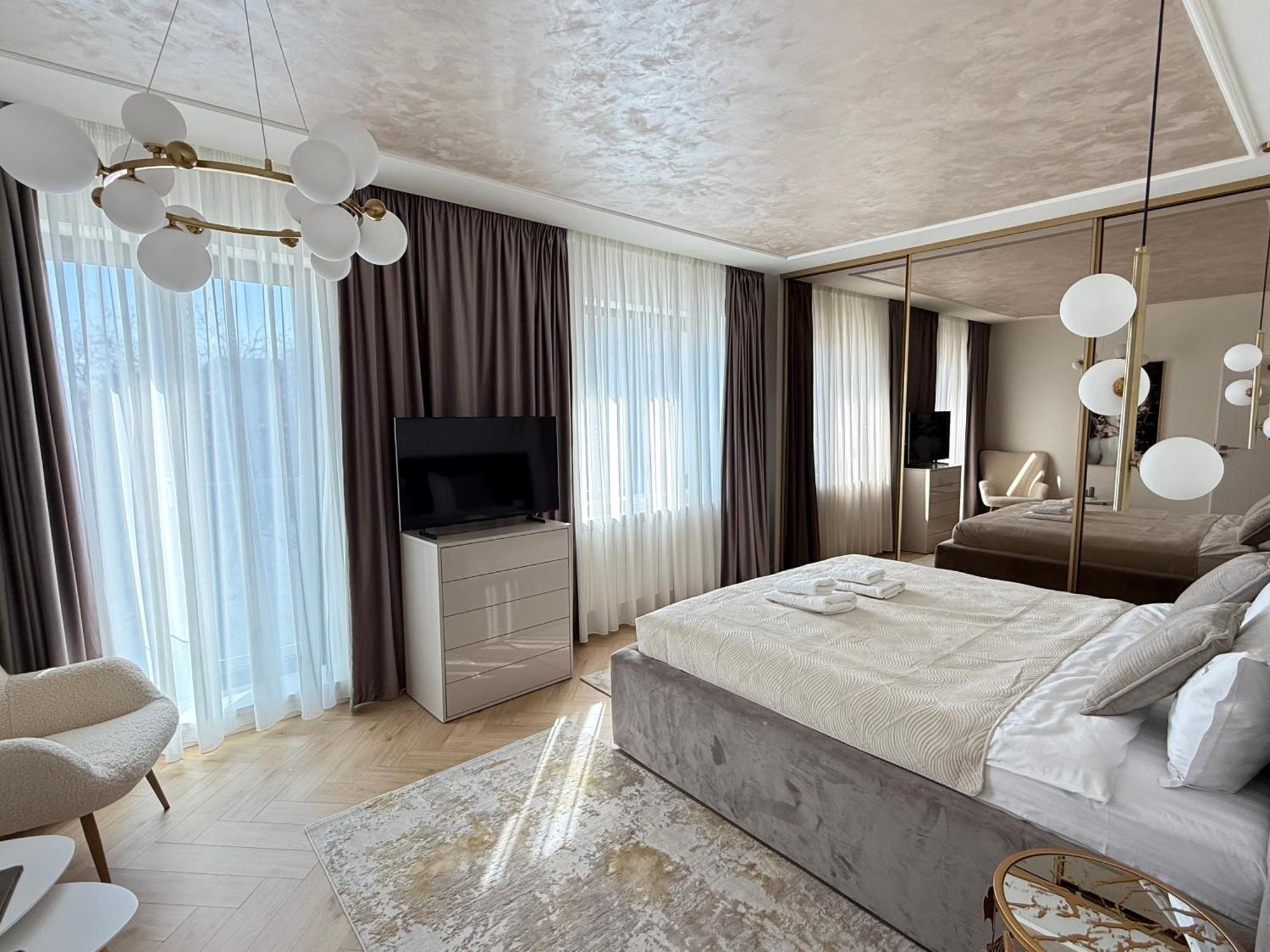 Cozy - Premium And Apartment